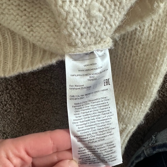 Vero Moda Fair Isle Sweater - Pink, Blue, and White - Picture 4 of 4